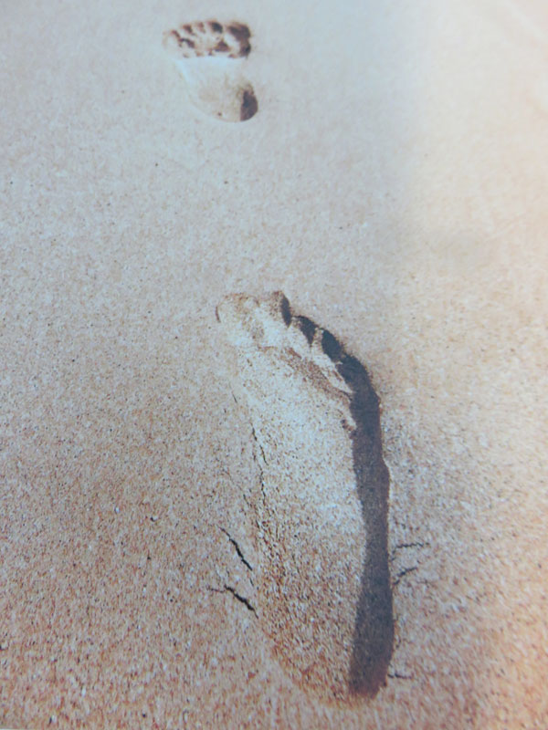 Textured Screen Printing: Sandy Footprint